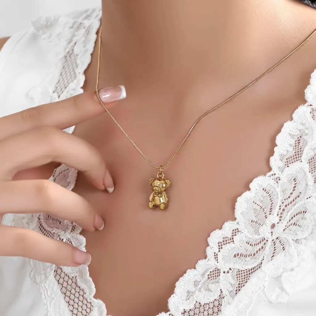 گردنبند زنانه طرح خرس تدی رنگ طلایی استیل ضد حساسیت رنگ ثابت کد zmp 785