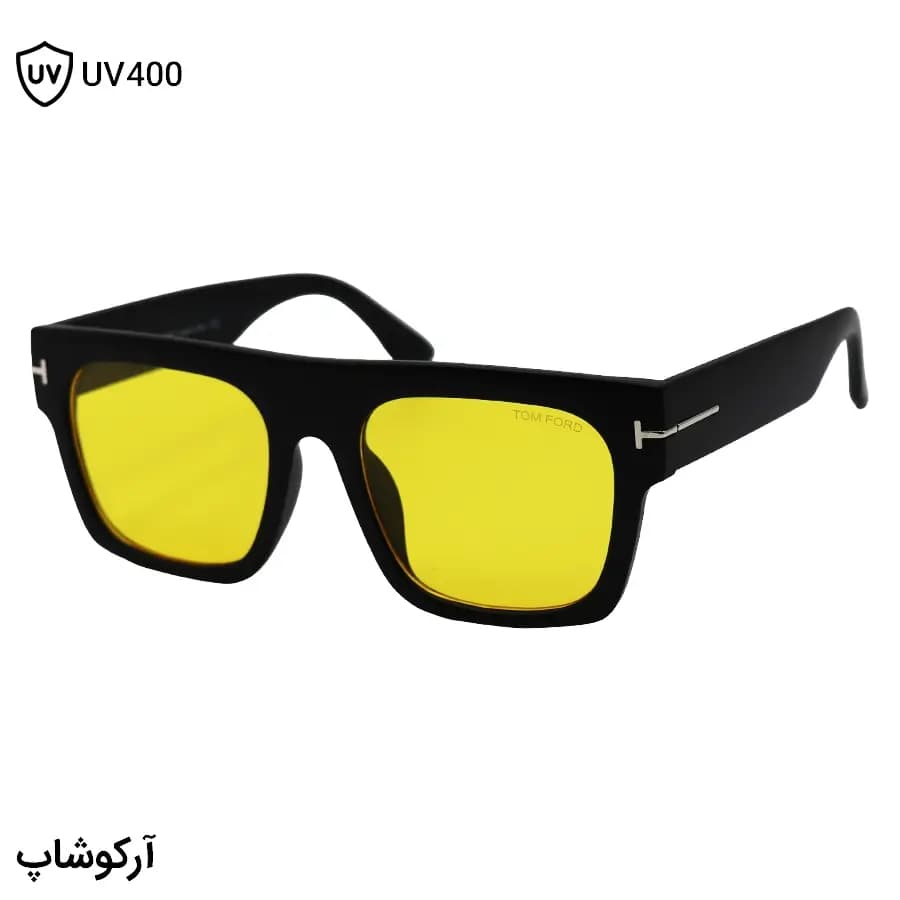 عینک دید در شب TOM FORD با فریم مربعی شکل، رنگ مشکی مات و لنز زرد رنگ مدل E5083