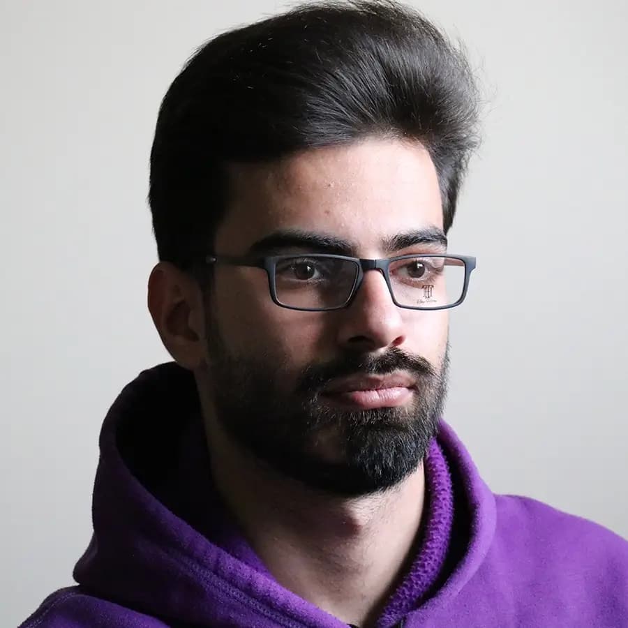 فریم عینک طبی طرح تاشو، با فریم مستطیلی، از جنس کائوچو، رنگ مشکی و دسته جمع شونده تونی هیلتون مدل G387 — تصویر ۲