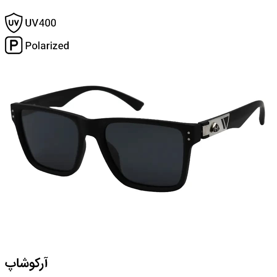 عینک آفتابی میباخ با فریم رنگ مشکی مات، مربعی شکل، دسته فنردار، لنز دودی تیره و پلاریزه مدل 7122