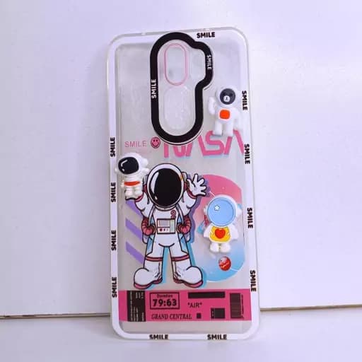 گارد گوشی Note 8 pro عروسکی فانتزی سه بعدی فضانورد کاور گوشی شیائومی note 8pro