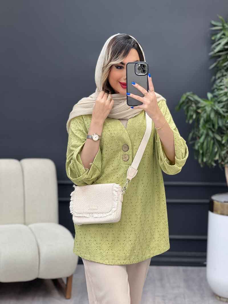 شومیز دو دکمه چوبی آستین پاگن کد 4942 — تصویر ۶