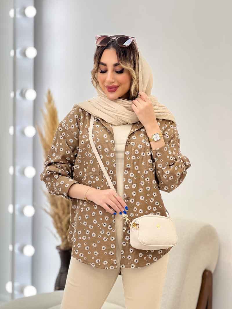 مانتو طرح گل بابونه دو جیب کد 4837 — تصویر ۴