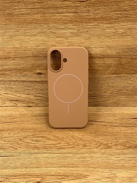 گارد سيليکون مگسيف ساده iphone 17 قهوه اي