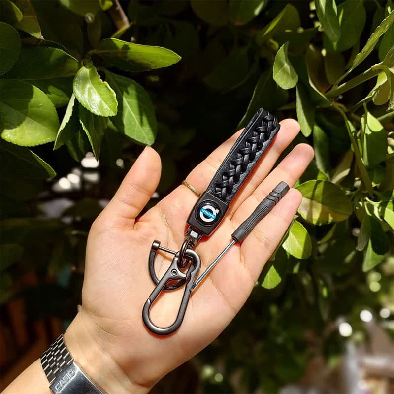 سر کلیدی (جاسوئیچی) بند چرمی طرح ولوو کد 5211 — تصویر ۲