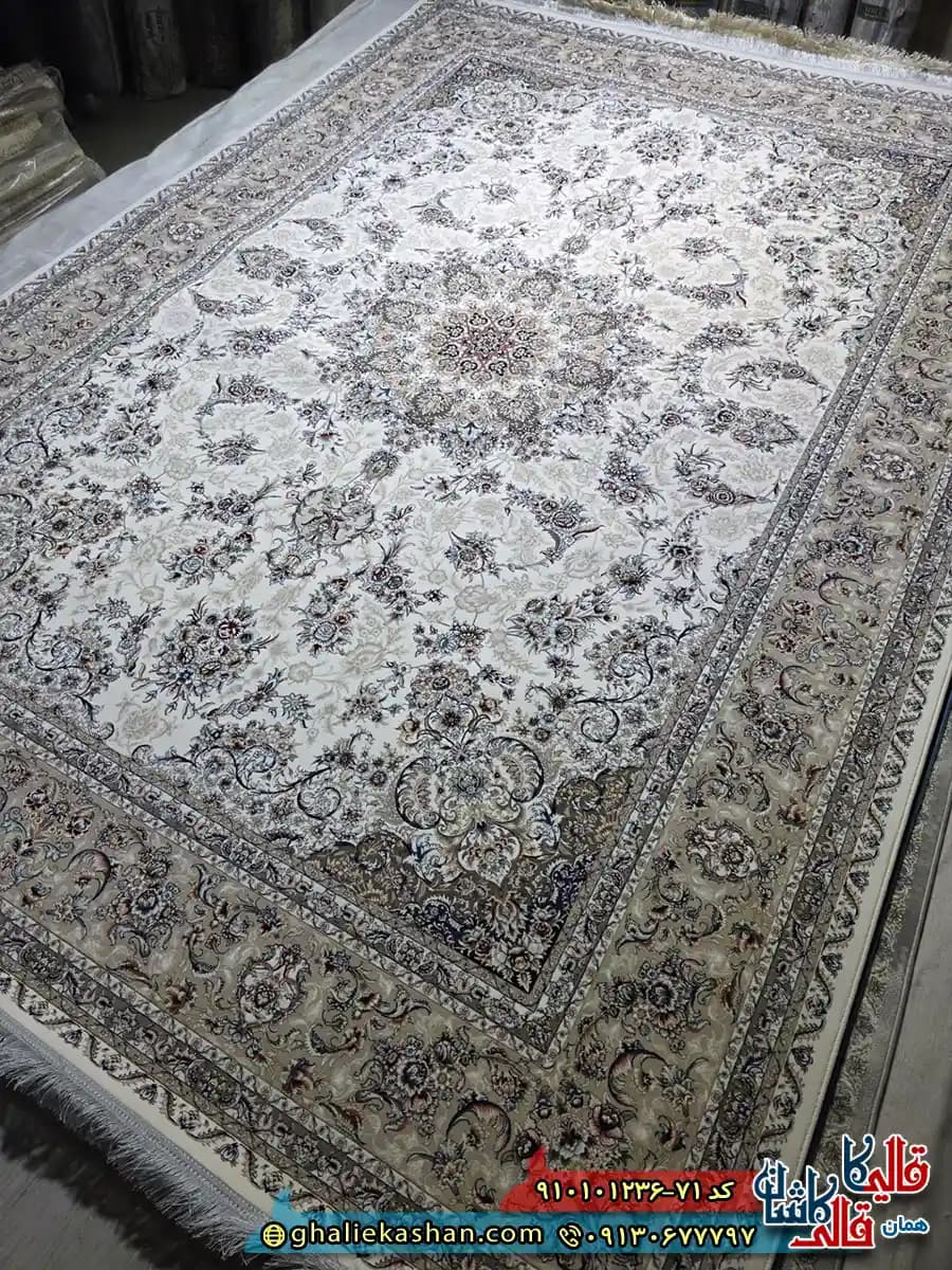 فرش کلاسیک 1200 شانه طرح زمرد رنگ کرم کاشان — تصویر ۲