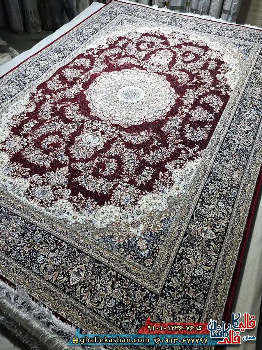 فرش کلاسیک 1200 شانه طرح دیبا رنگ قرمز لاکی کاشان