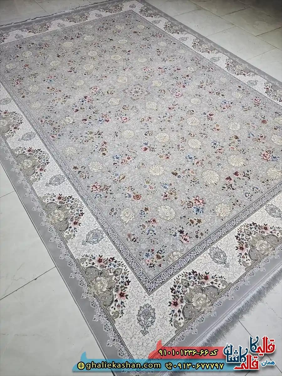 فرش کلاسیک طلاکوب 1200 شانه طرح افشان پرنیان رنگ طوسی نقره ای کاشان