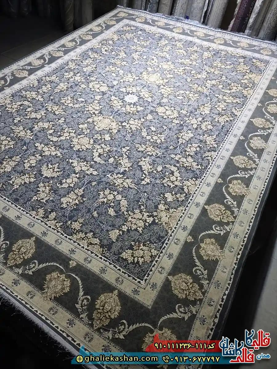 فرش طلاکوب 1200 شانه طرح افشان النا رنگ طوسی دودی گل کرم گل برجسته کاشان