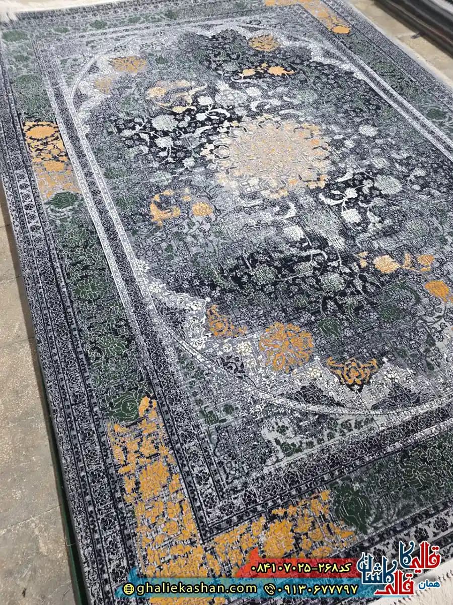 فرش وینتیج 700 شانه طرح آرمان رنگ دودی سبز کاشان — تصویر ۳
