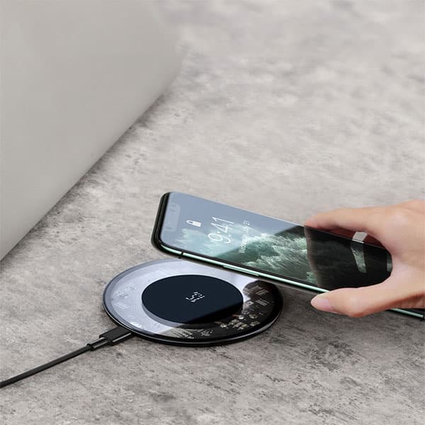 شارژر وایرلس باسئوس 15 وات مدل WXJK-B01 — تصویر ۵