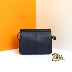 کیف چرم طبیعی زنانه و دخترانه کد 5000 — تصویر ۲