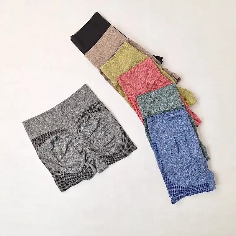 شورتک ورزشی باسن چیندار سیملس SH302 — تصویر ۲