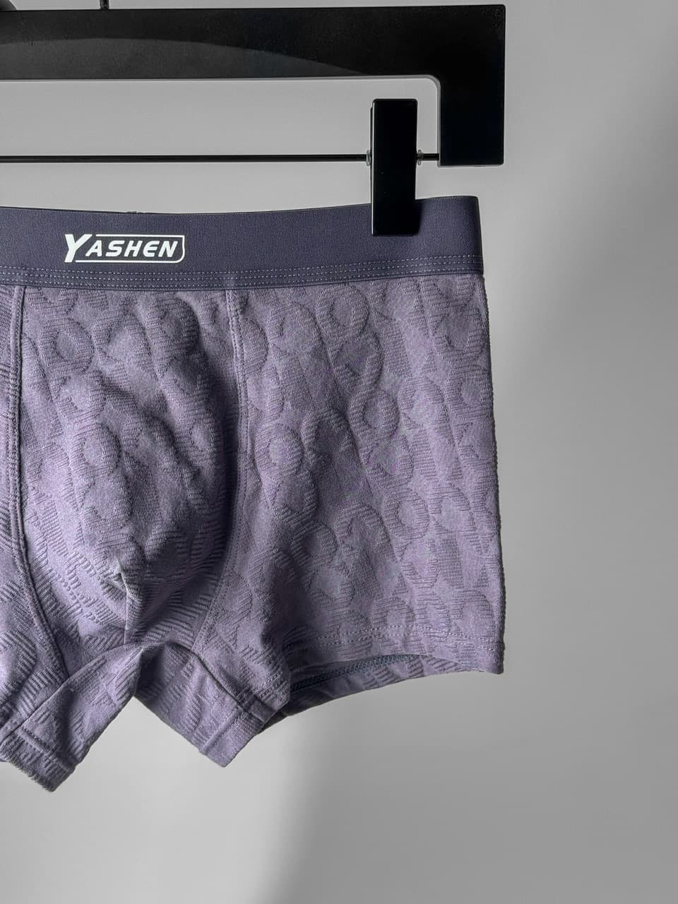 شورت مردانه پادار Monogram Jacquard برند Yashen — تصویر ۴
