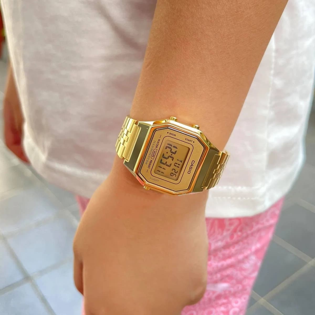 ساعت مچی زنانه کاسیو CASIO LA680WGA-9D — تصویر ۵