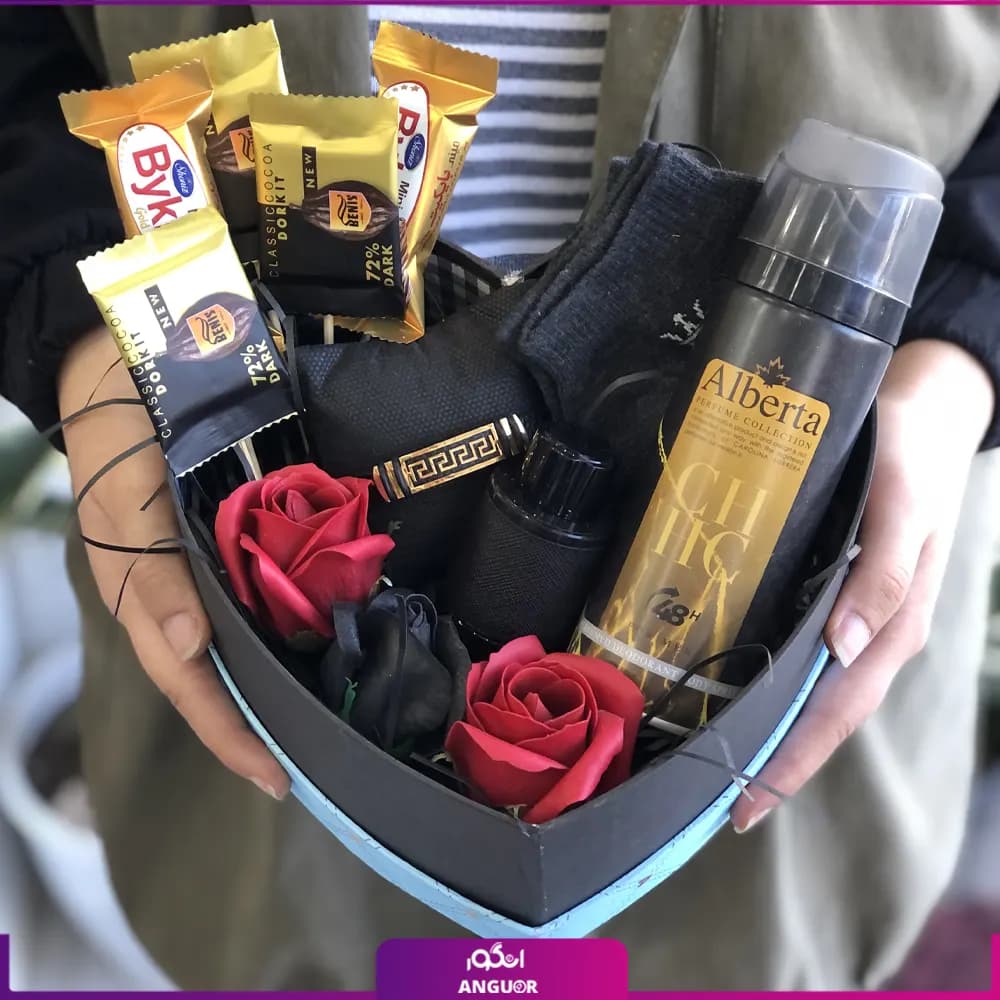 باکس هدیه و شکلات رایبد
