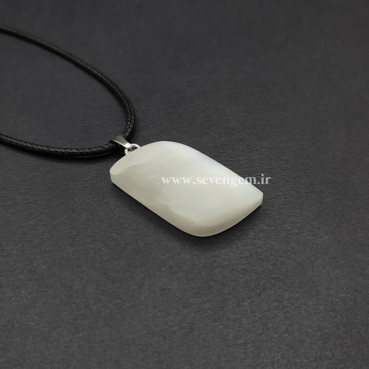 گردنبند سنگ سلنایت تراش موج (کد38)