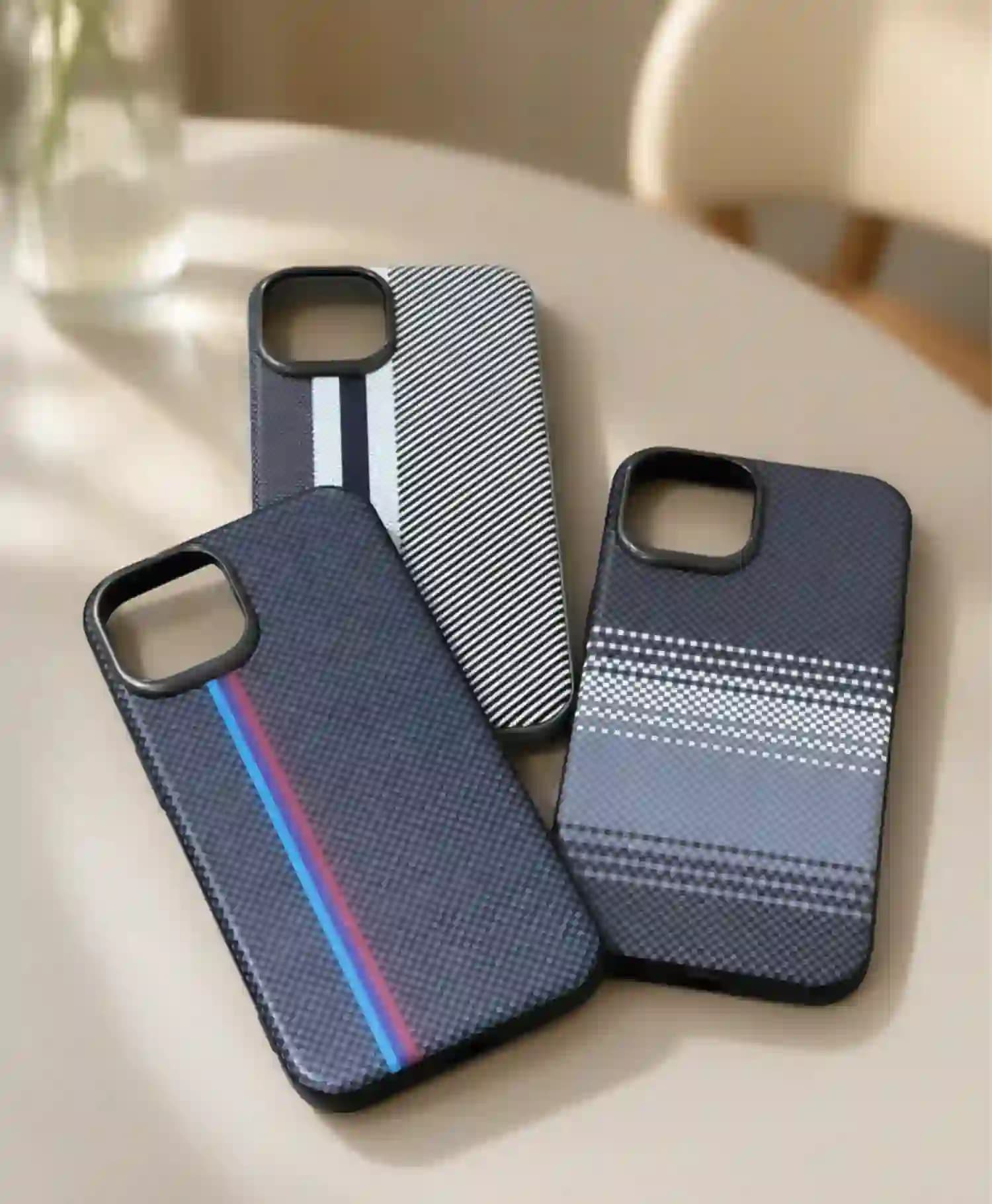 قاب کربنی وینتیج مدل Stylish گوشی موبایل Iphone 13 — تصویر ۴
