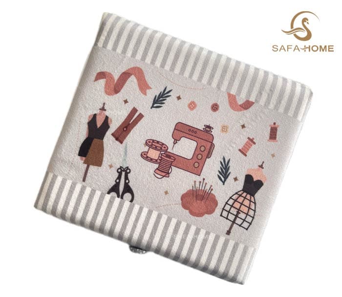 جعبه و وسایل خیاطی طرح طراحی لباس