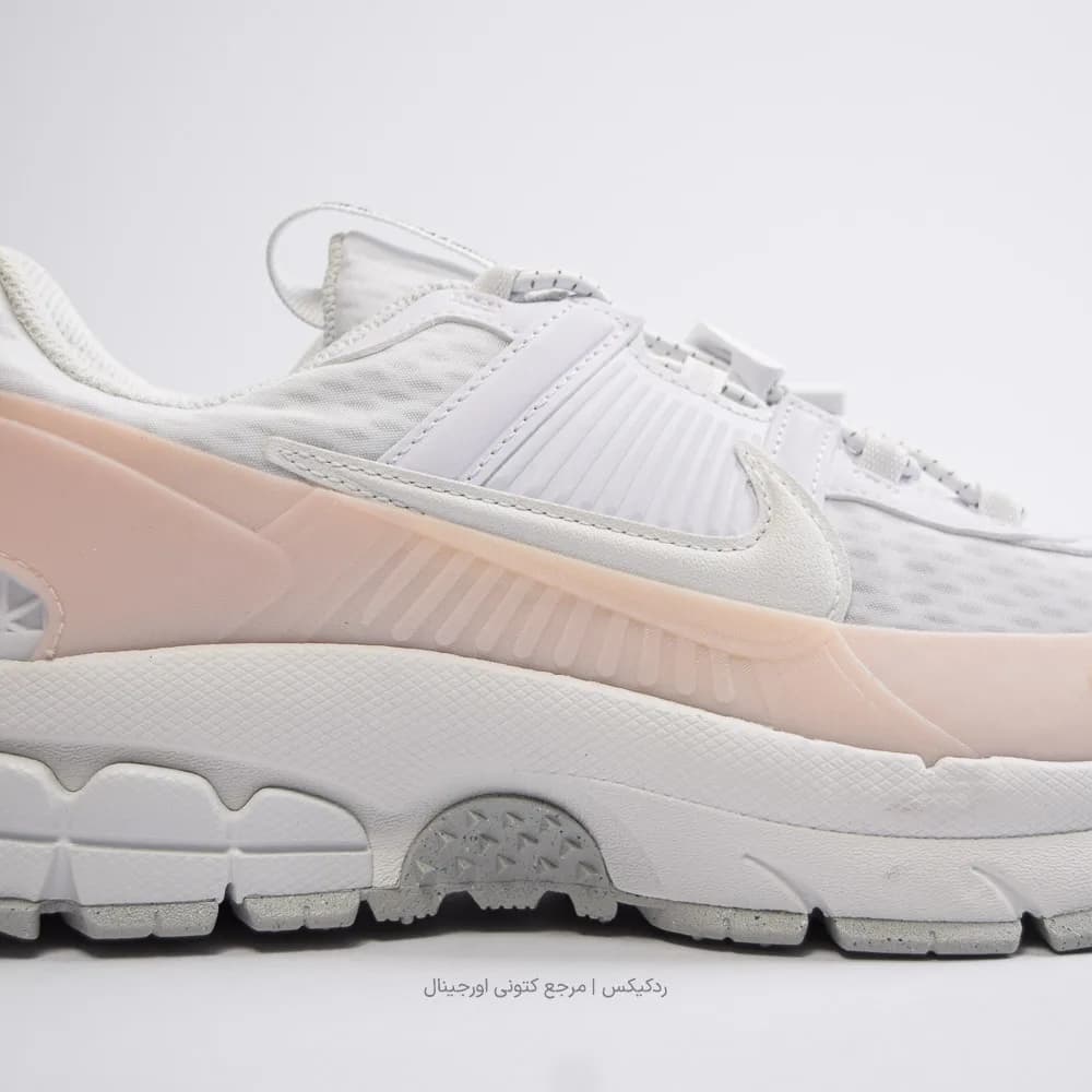 کتونی Nike مدل Zoom Vomero Roam – HJ4646-100 — تصویر ۵