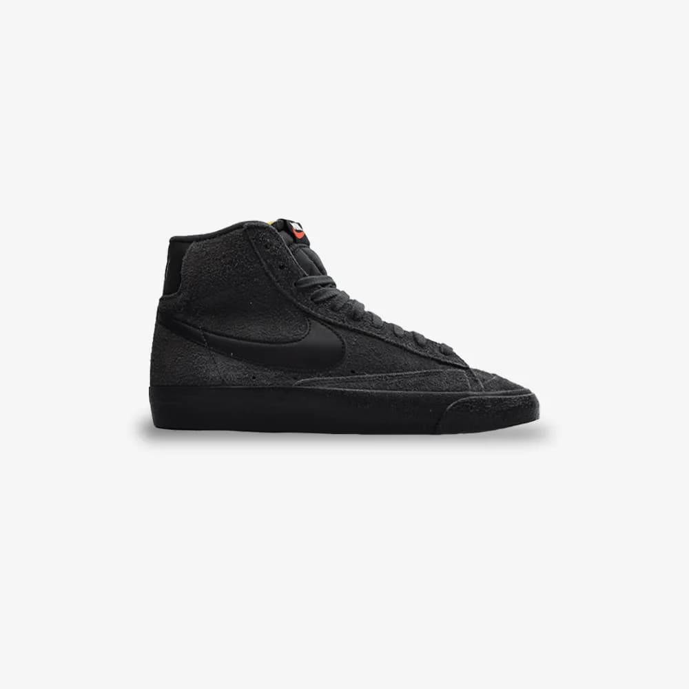 کتونی Nike مدل Blazer Mid ’77 Premium – HF3157-001