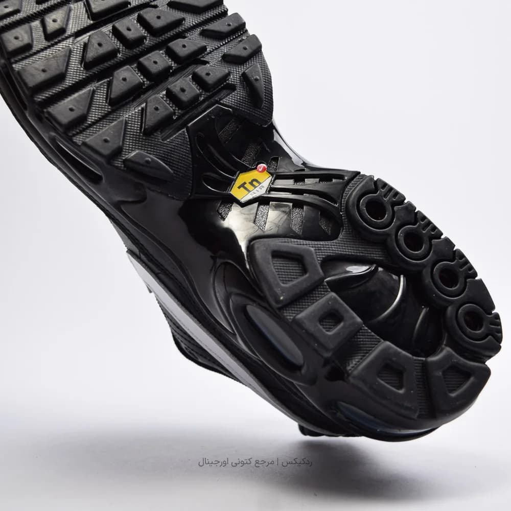 کتونی Nike مدل Air Max Plus – HF0074-001 — تصویر ۳