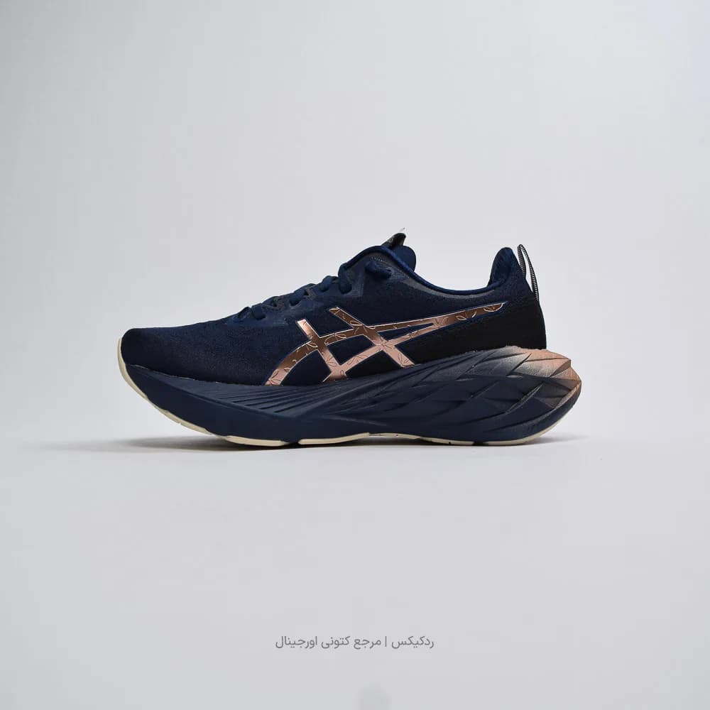 کتونی Asics مدل Novablast 4 Platinum – 1012B739 — تصویر ۲