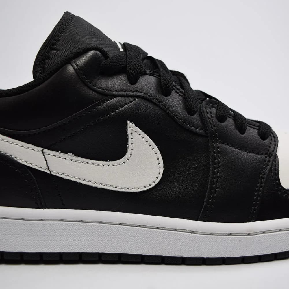 کتونی Nike مدل Air Jordan 1 Low – 553558-043 — تصویر ۵