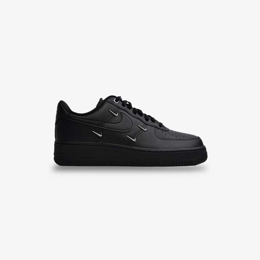 کتونی Nike مدل Air Force 1 07 LX – HQ1180-001