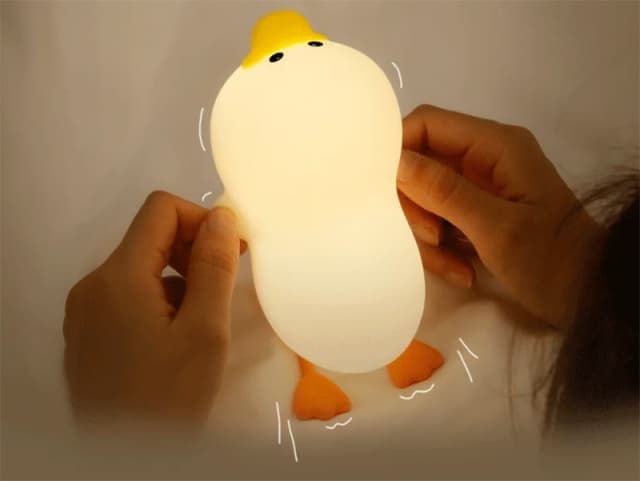 چراغ خواب فانتزی رومیز شارژی سیلیکونی Duck LED Night Lamp Silicone USB Rechargeable Sleeping light ZD-31 — تصویر ۴