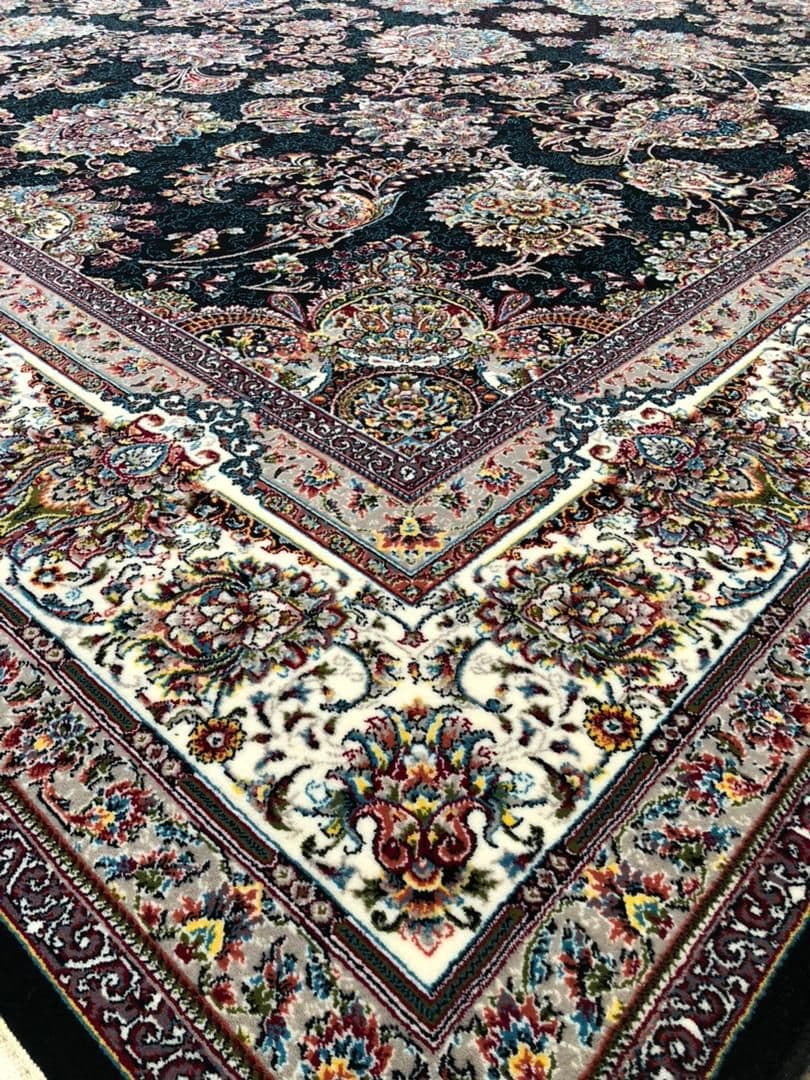 فرش ۷۰۰ شانه نقشه یاشار زمینه سرمه ای — تصویر ۲