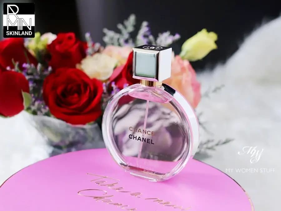 عطر زنانه شنل مدل Tendre Chance Eau — تصویر ۴