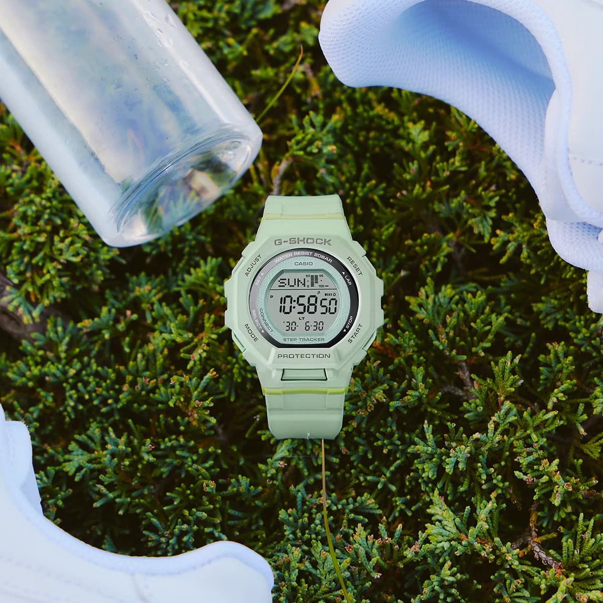 ساعت مچی زنانه کاسیو جی شاک مدل Casio G-SHOCK GMD-B300-3 — تصویر ۵