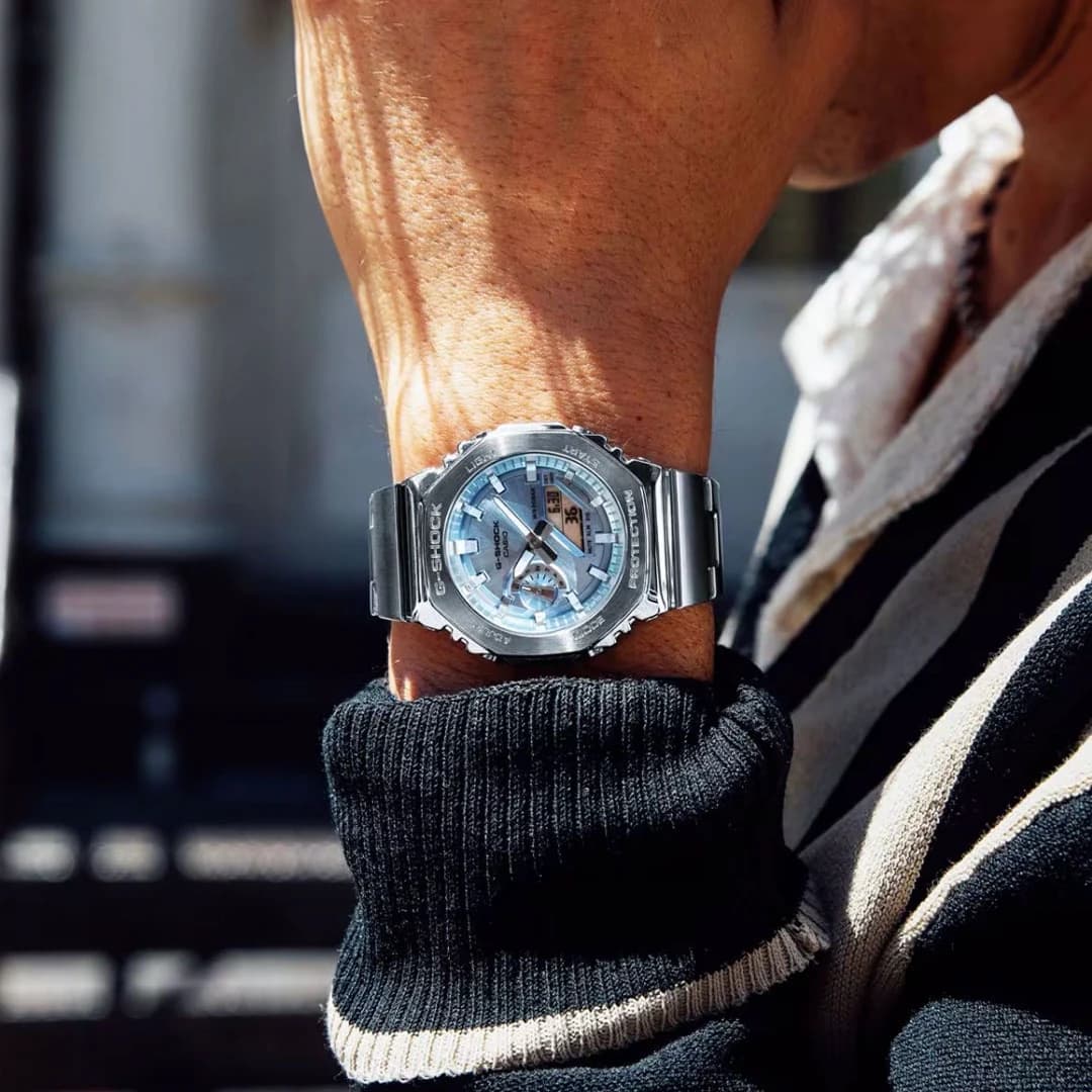 ساعت G-SHOCK مدل GM-2110D-2A — تصویر ۴