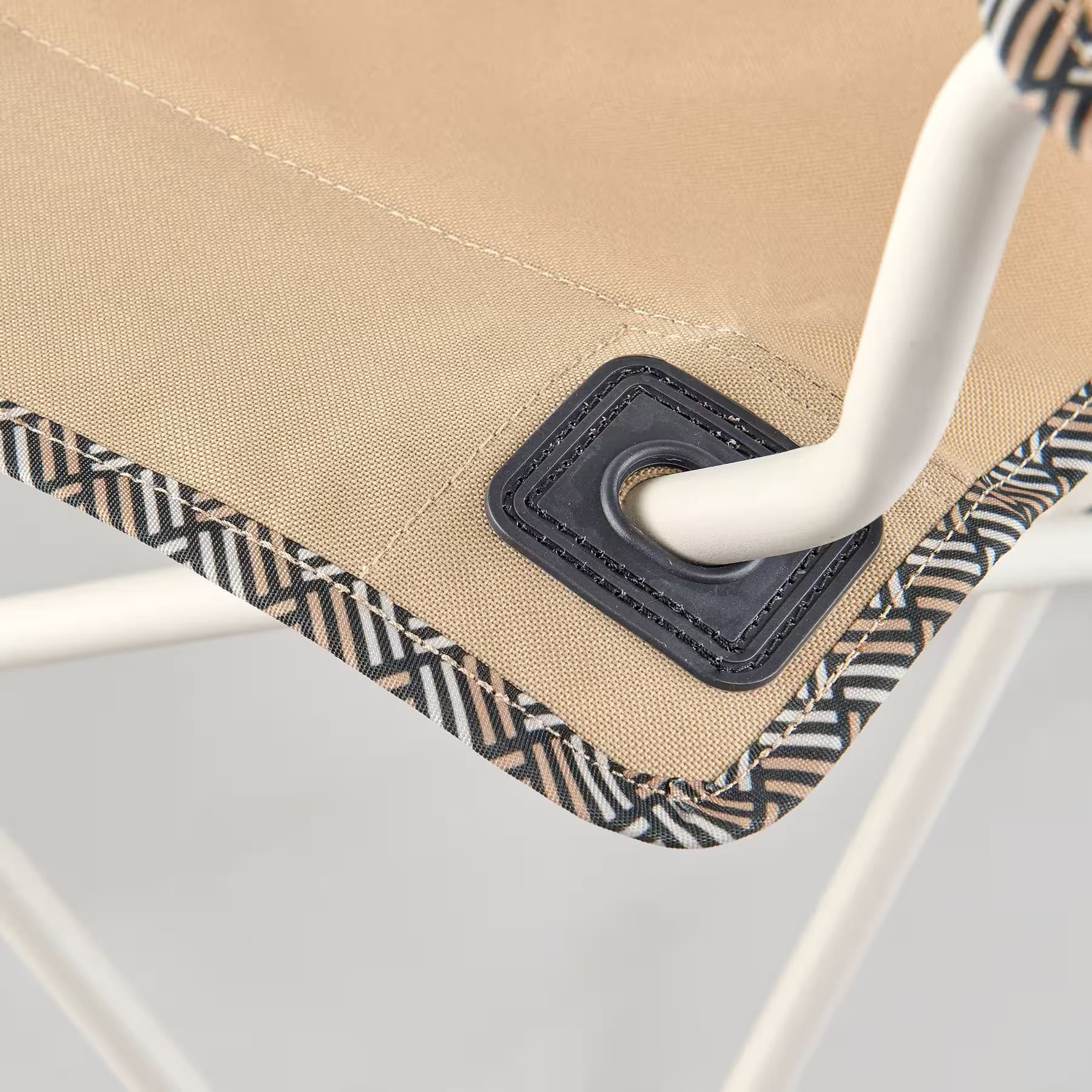 صندلی تاشو کمپینگ کچوا Quechua Folding Camping Chair – Beige – Basic — تصویر ۸