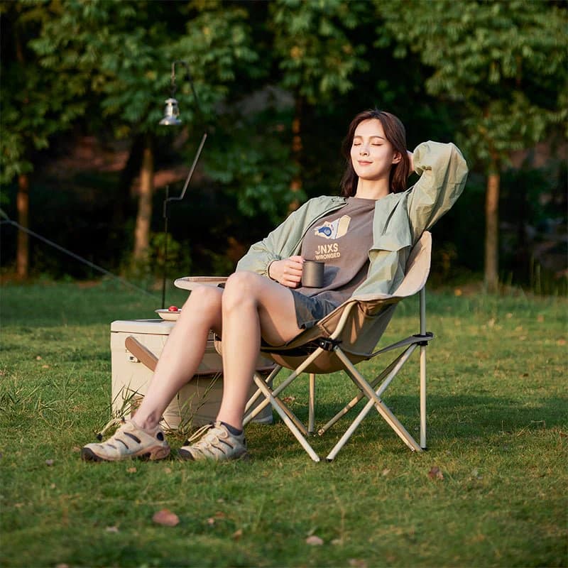 صندلی کمپینگ نیچرهایک Naturehike Gathering X-shaped chair (armrest version) – CNH23JU13002 — تصویر ۳