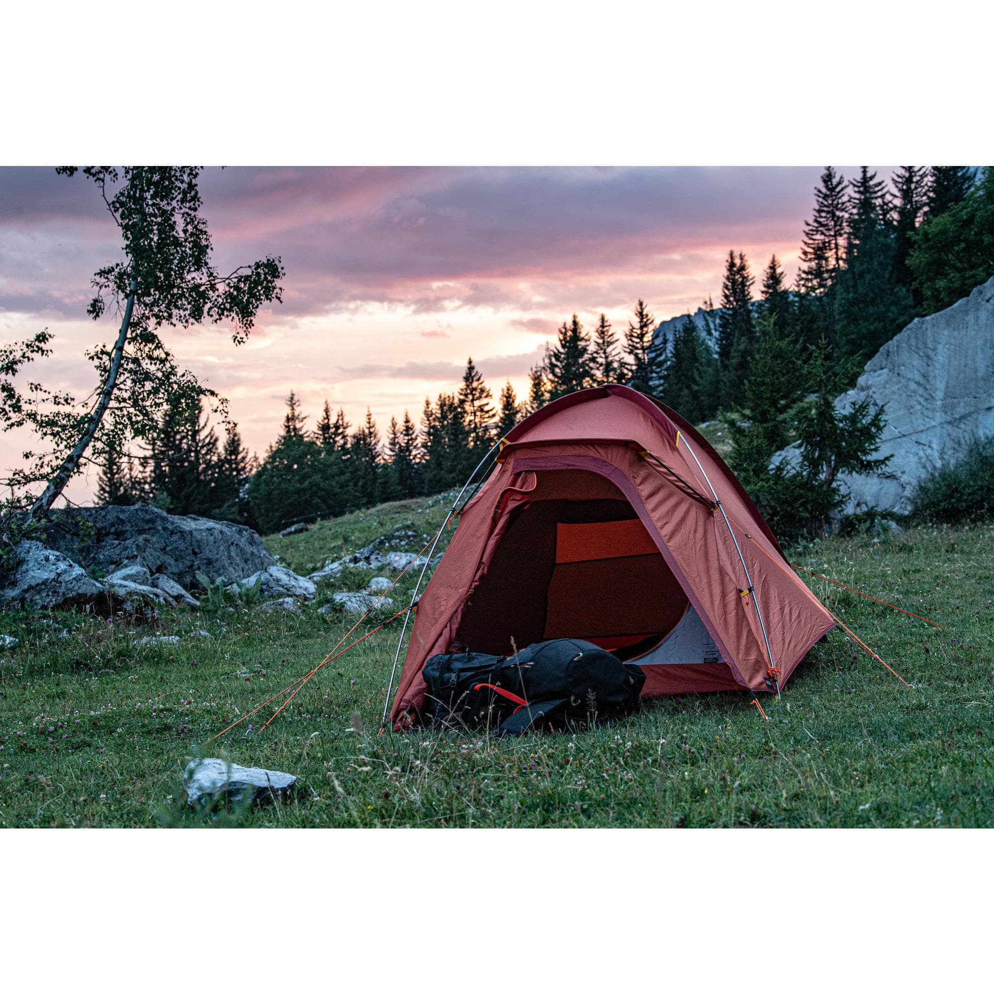 چادر کوهنوردی فورکلاز 2 نفره Forclaz Trekking Tent – 2 Person – Orange – MT100 — تصویر ۲