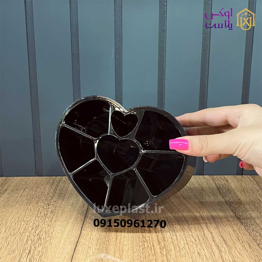 استند لوازم آرایشی اکرولیک مدل قلب 8323 — تصویر ۶