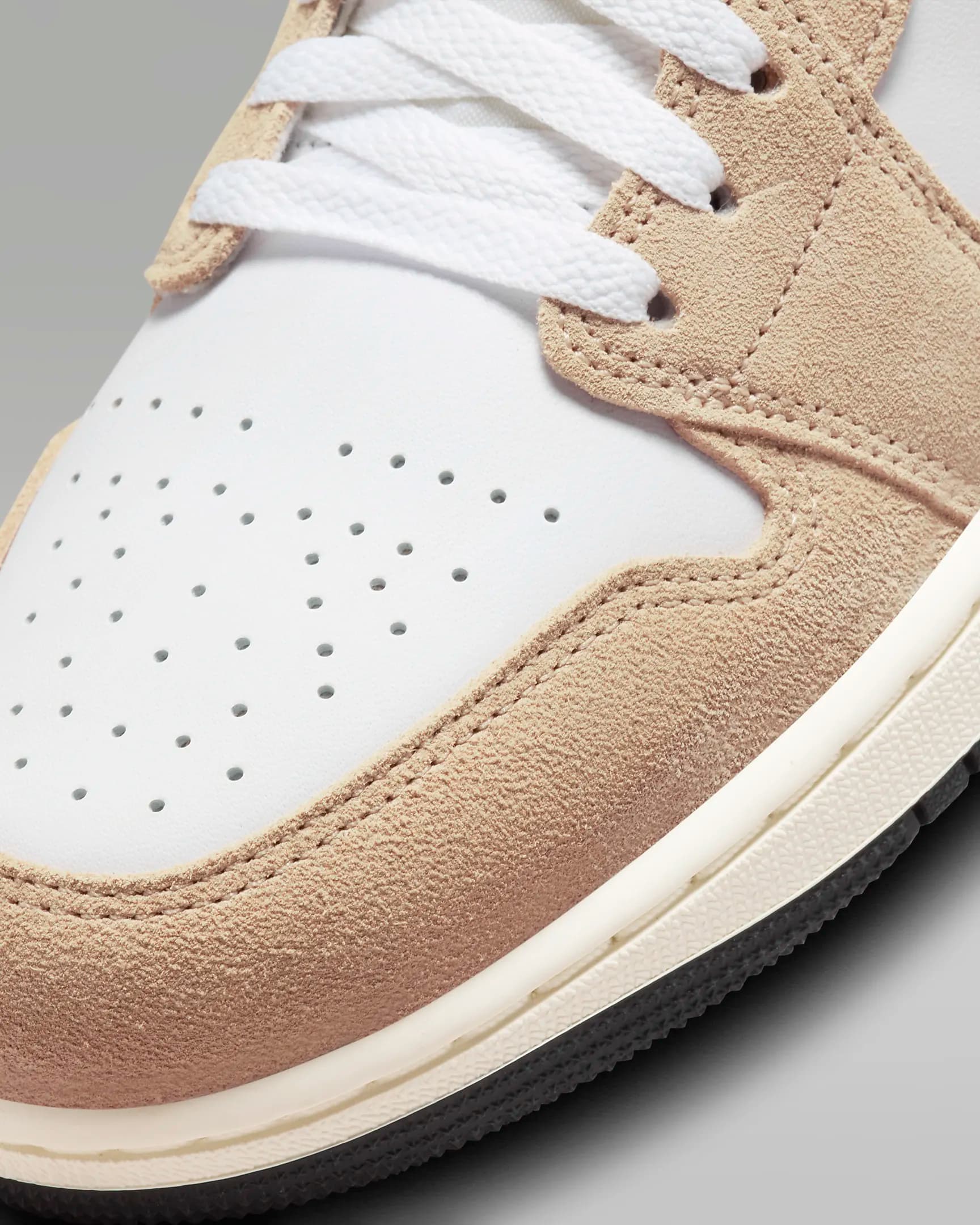 کفش مردانه نایک اورجینال- سفیدوشتری NikeAir Jordan 1 Low SE — تصویر ۸