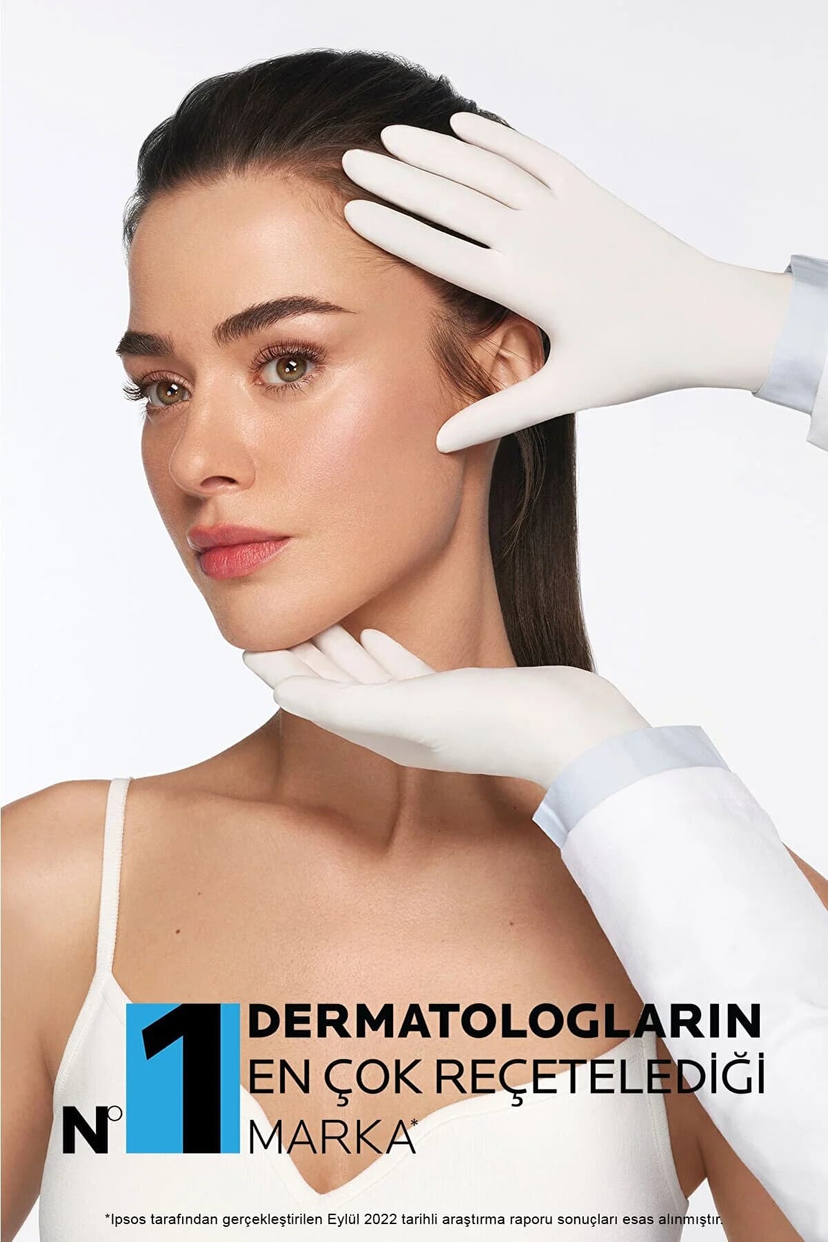 سرم نیاسینامید خالص ضد لک های تیره لاروش پوزای La Roche Posay Pure Niacinamide 10 Anti-Dark Spots Serum — تصویر ۵
