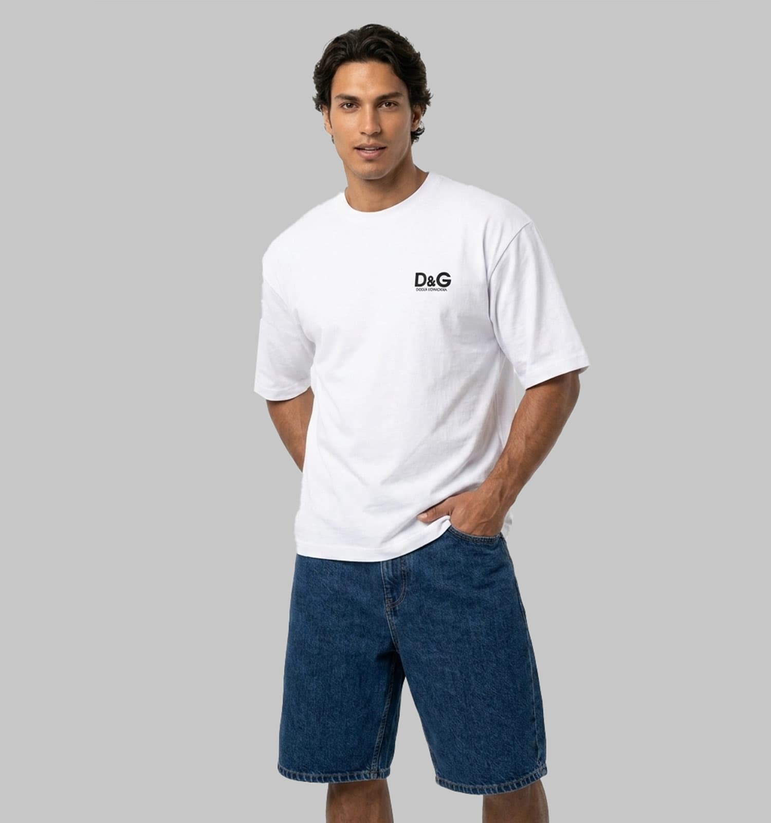 تیشرت D&G یقه گرد مردانه سفید مچینست طرح دار کد 50302 — تصویر ۲