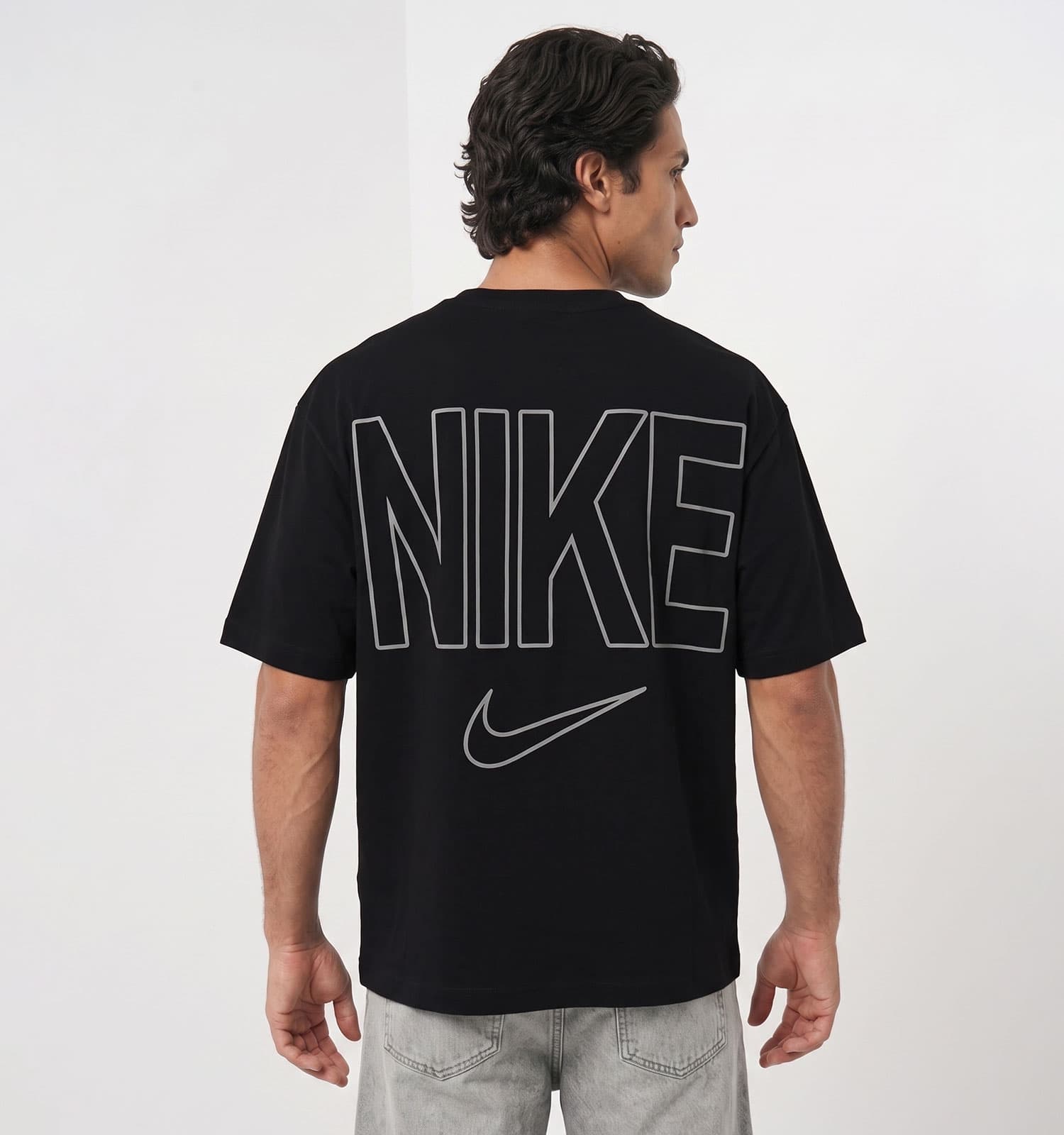 تیشرت یقه گرد مردانه باکسی طرح دار پنبه دو رو مشکی Nike کد 50790 — تصویر ۳