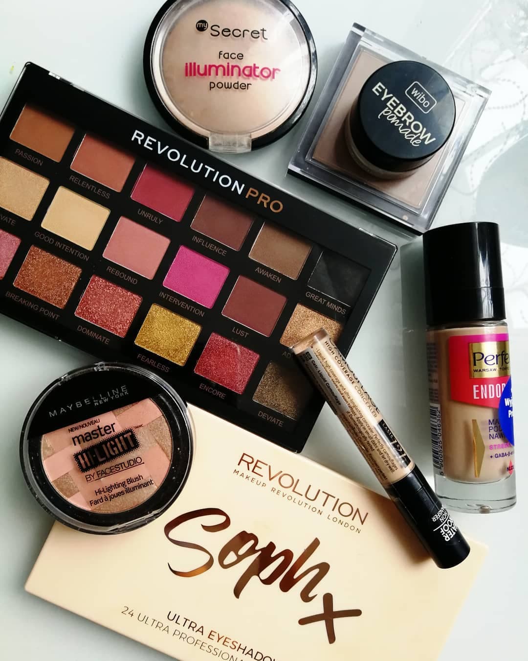 پالت سایه چشم رولوشن پرو مدل Regeneration Palette Revelation — تصویر ۸
