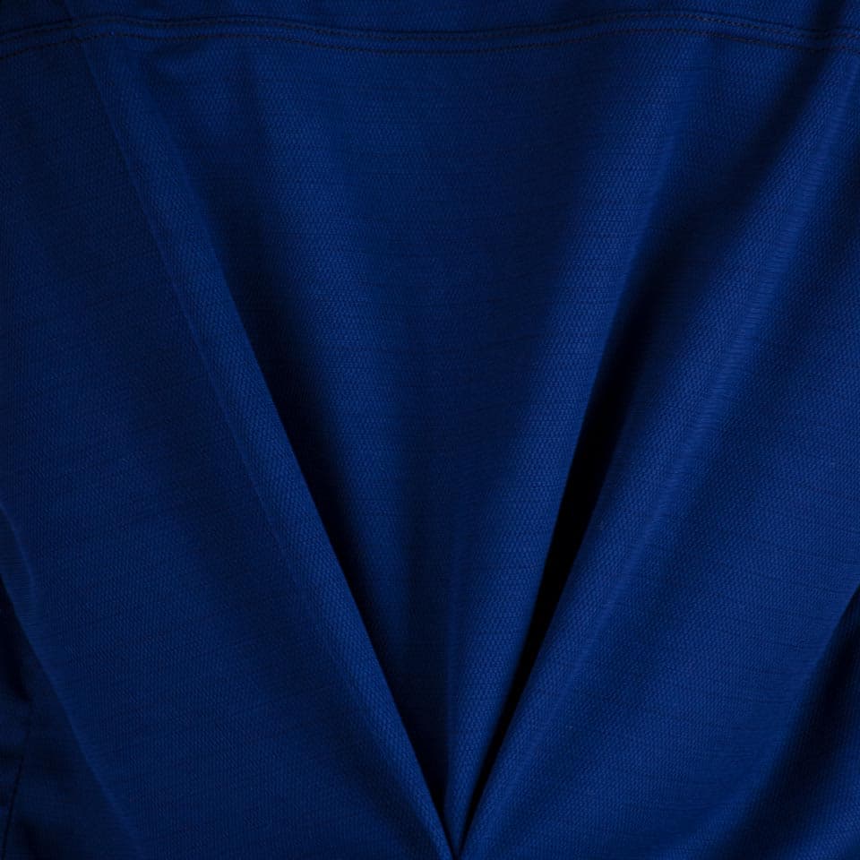 تاپ ورزشی مدل دیجیتالی کد 304051 — تصویر ۴
