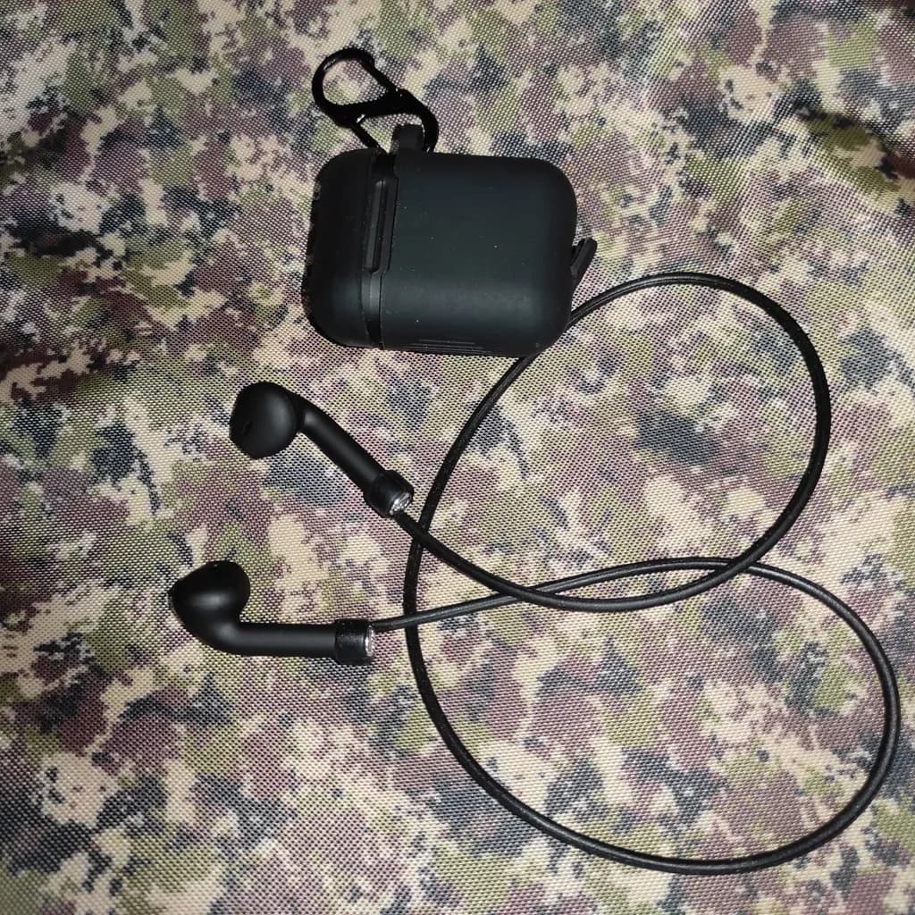 کاور مدل Si-02 مناسب برای کیس اپل ایرپاد 2 به همراه بند و گیره آویز کدm20911 — تصویر ۳