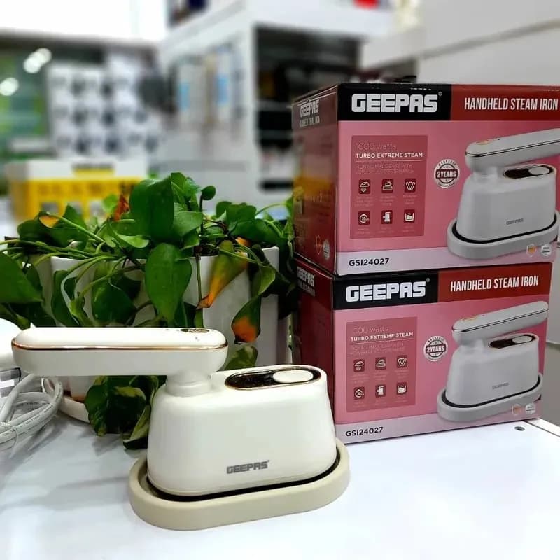اتو بخار جیپاس مدل ا Geepas GSI24027 Steam Iron — تصویر ۲