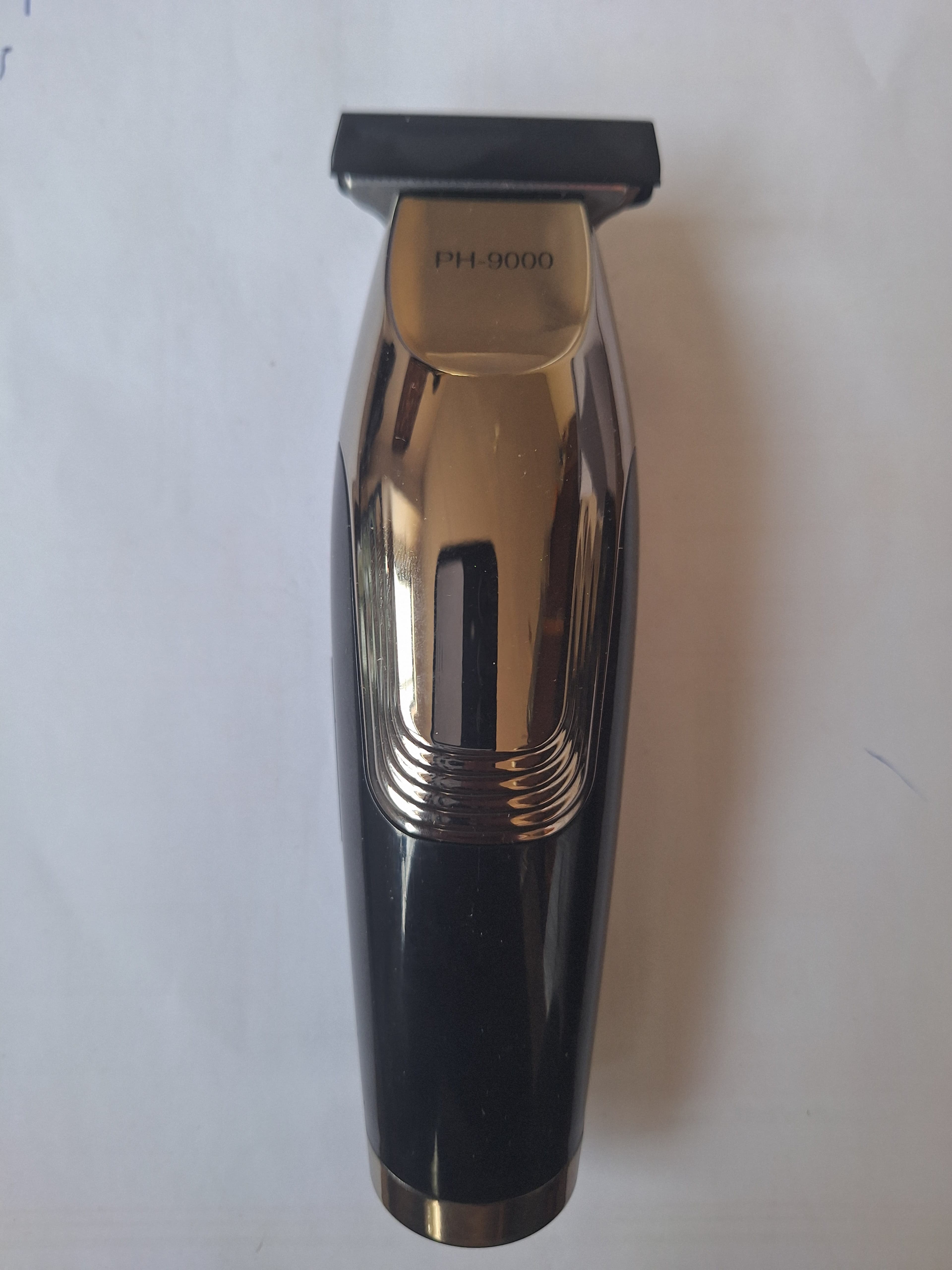 ماشین اصلاح فیلیپس مدل PH-9000 — تصویر ۴
