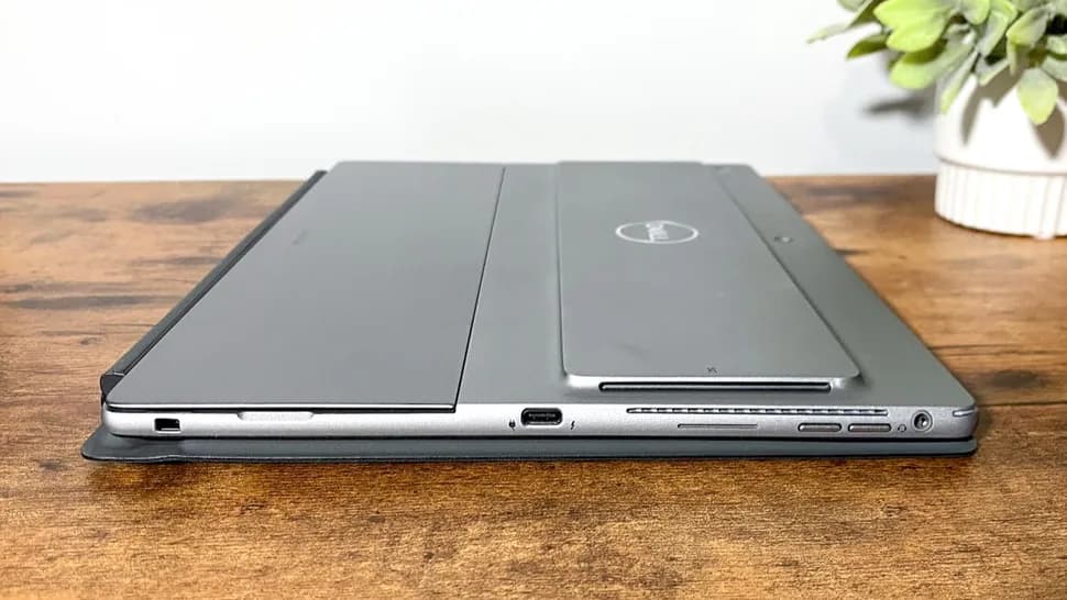 لپ تاپ استوک تبلت شو 13 اینچی دل مدل Dell Latitude 7320 Core i7 1180G7 16GB 512SSD — تصویر ۳