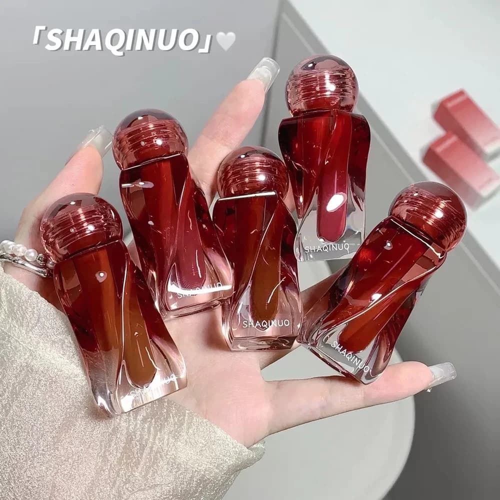 رژ لب مات گوی کریستالی — تصویر ۳