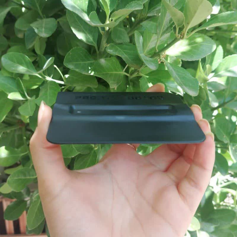 کاردک PRO TINT دوطرفه شیار دار کد 1010 — تصویر ۳